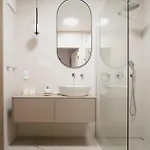 Totu Bank Polski Modern Apartment
