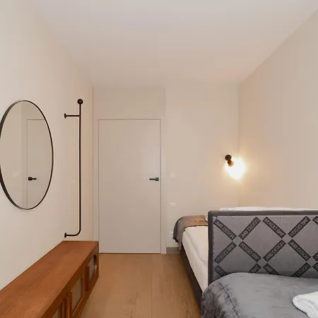 Totu Bank Polski Modern *