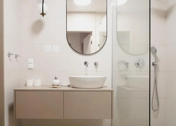 Totu Bank Polski Modern Apartment